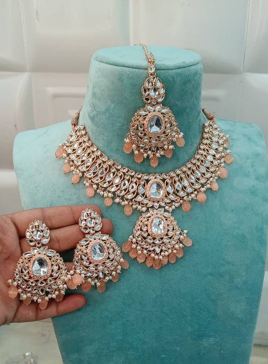 Pech Kundan 21 Karet Necklace Jewellery Hari Set