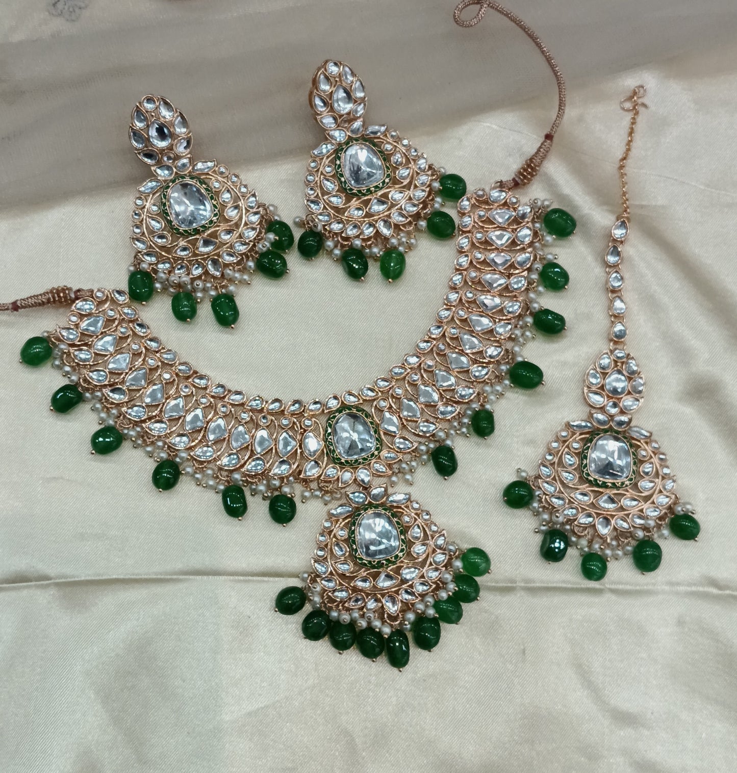 Green Kundan 21 Karet Necklace Jewellery Hari Set