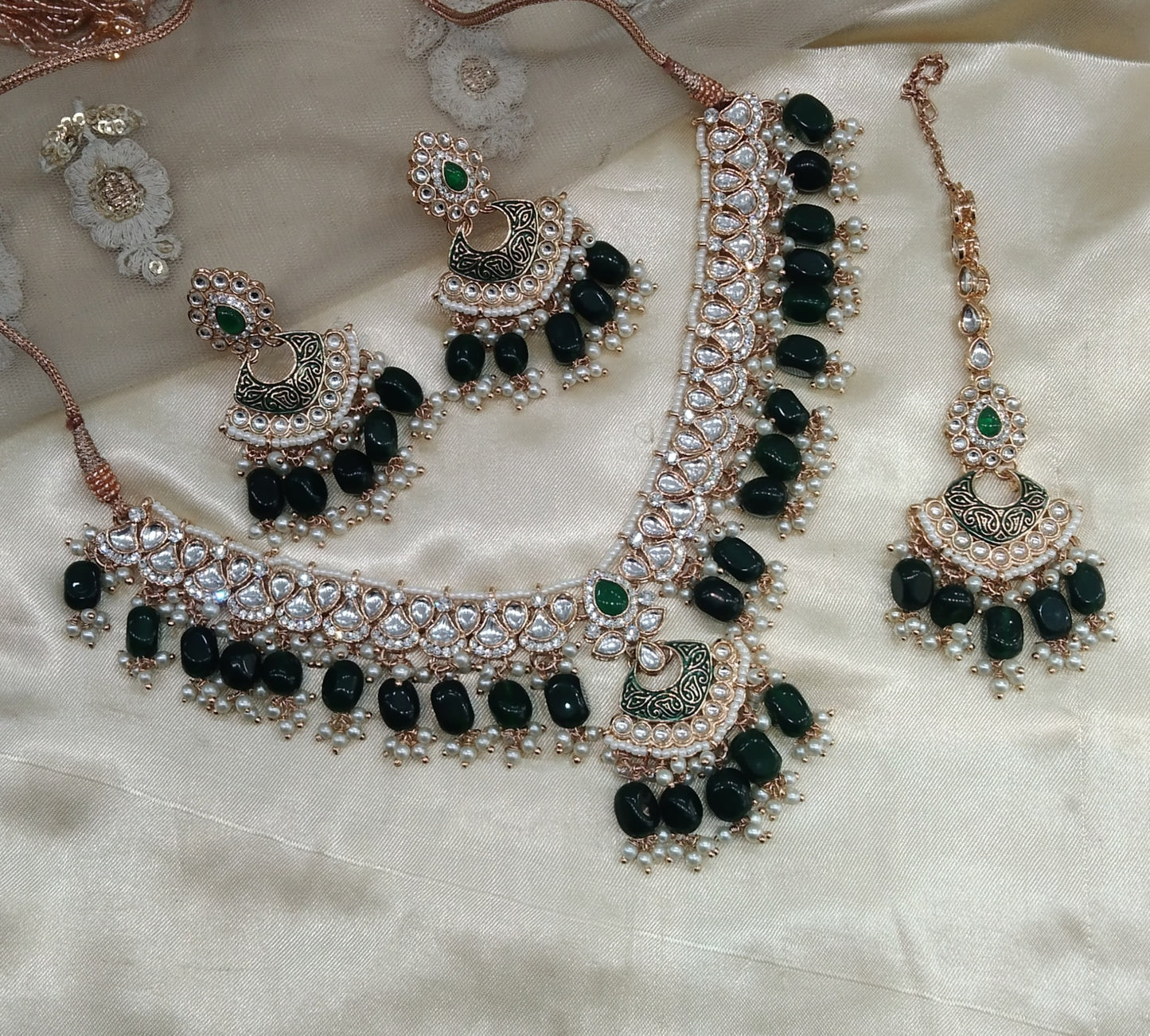 Green Kundan 21 Karet Necklace Jewellery Most Set