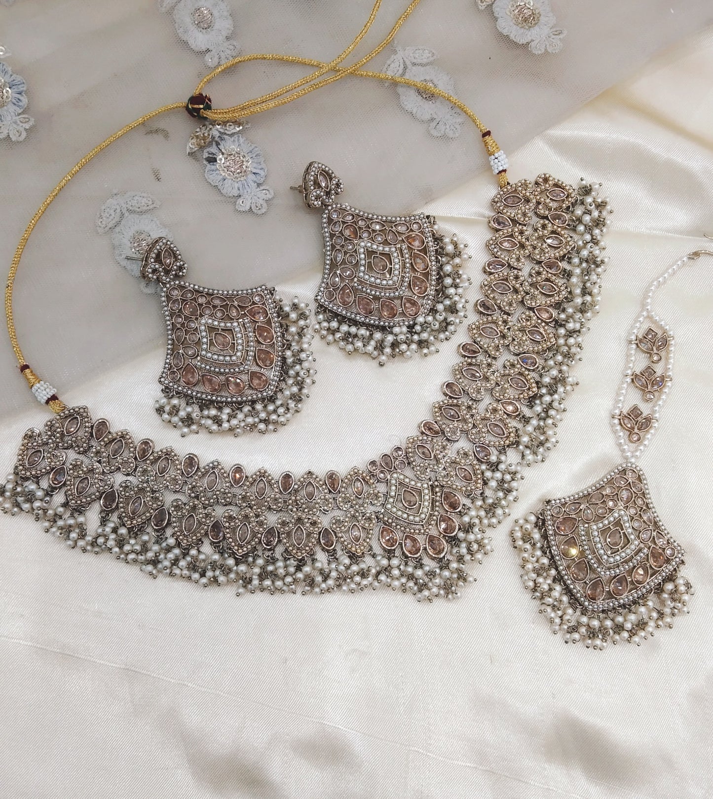 Antique White Gold Necklace Jewellery Sital Set