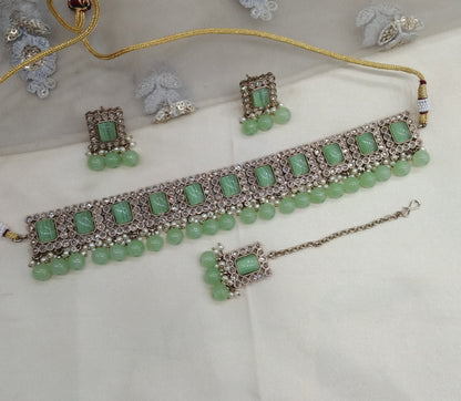 Pista Choker Jewellery Soha Set