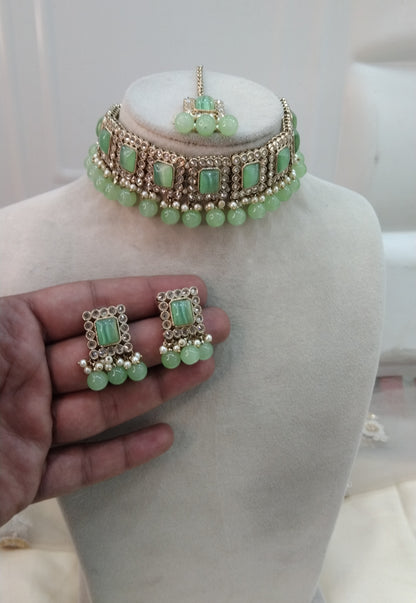 Pista Choker Jewellery Soha Set