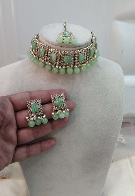 Pista Choker Jewellery Soha Set