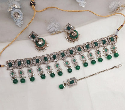 green Choker Jewellery Visalia  Set