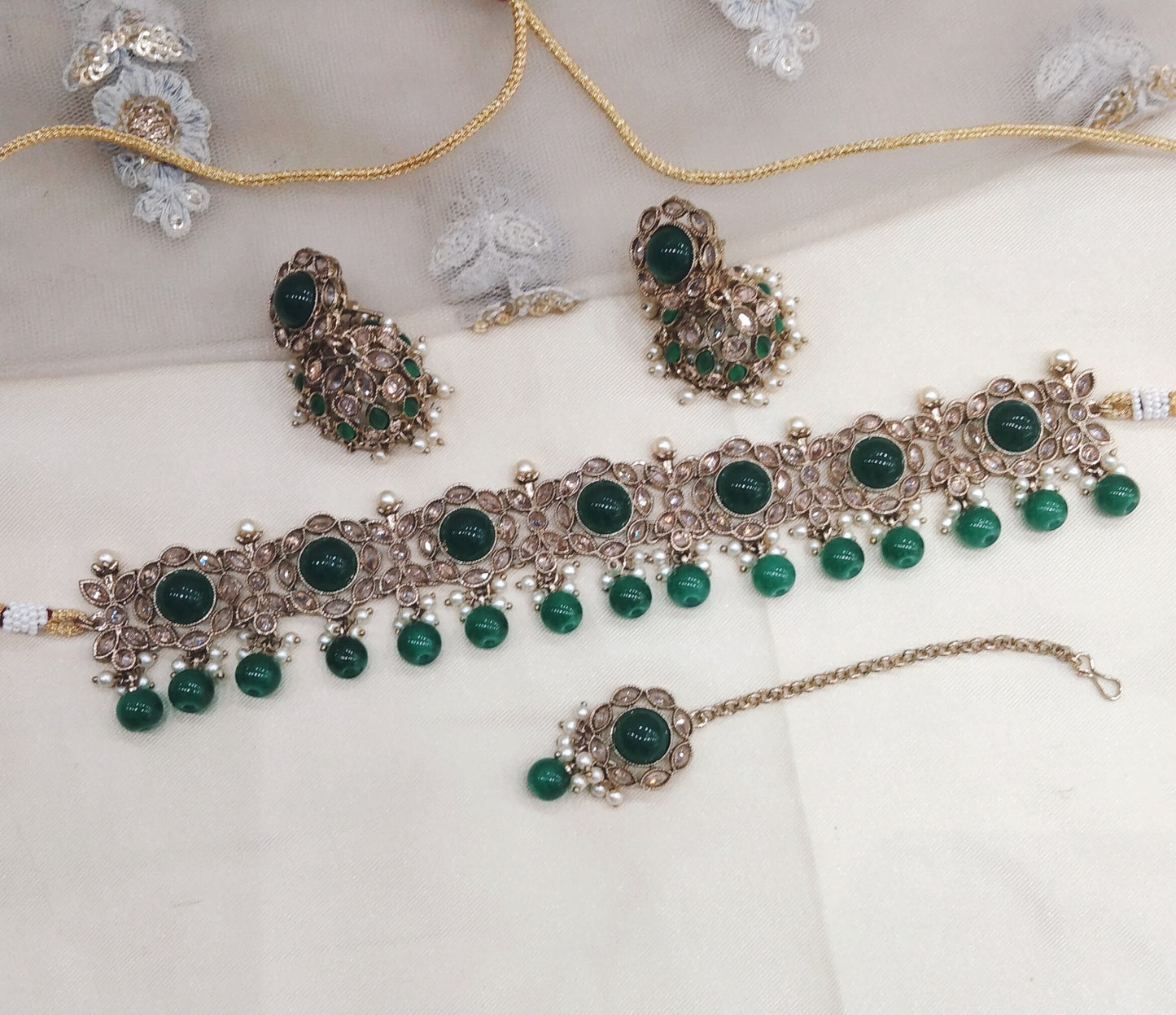 green Choker Jewellery Bendigo  Set