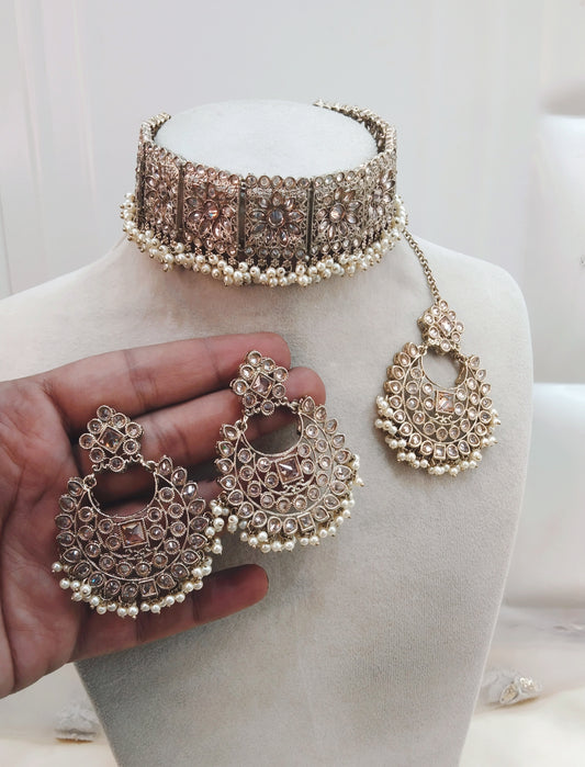 Antique Gold Choker Jewellery Shine Set