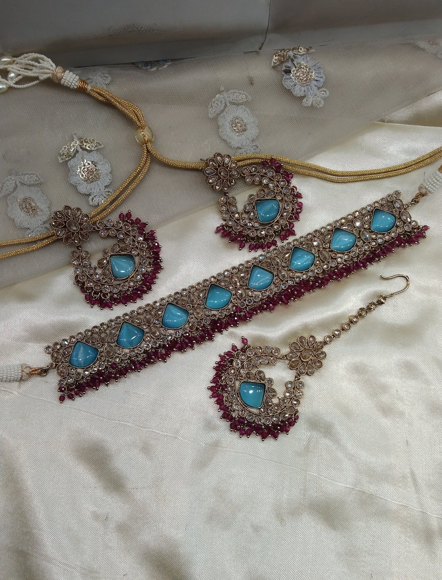 Firoja Majenta Choker Jewellery Hiki Set