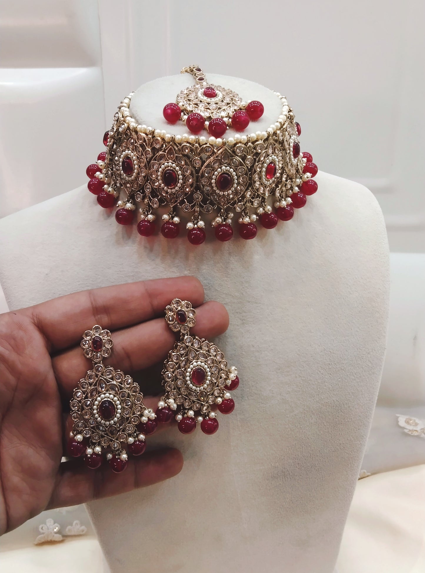 Majenta Choker Jewellery Hira Set