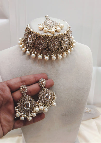 Antique Golden Choker Jewellery Hira Set