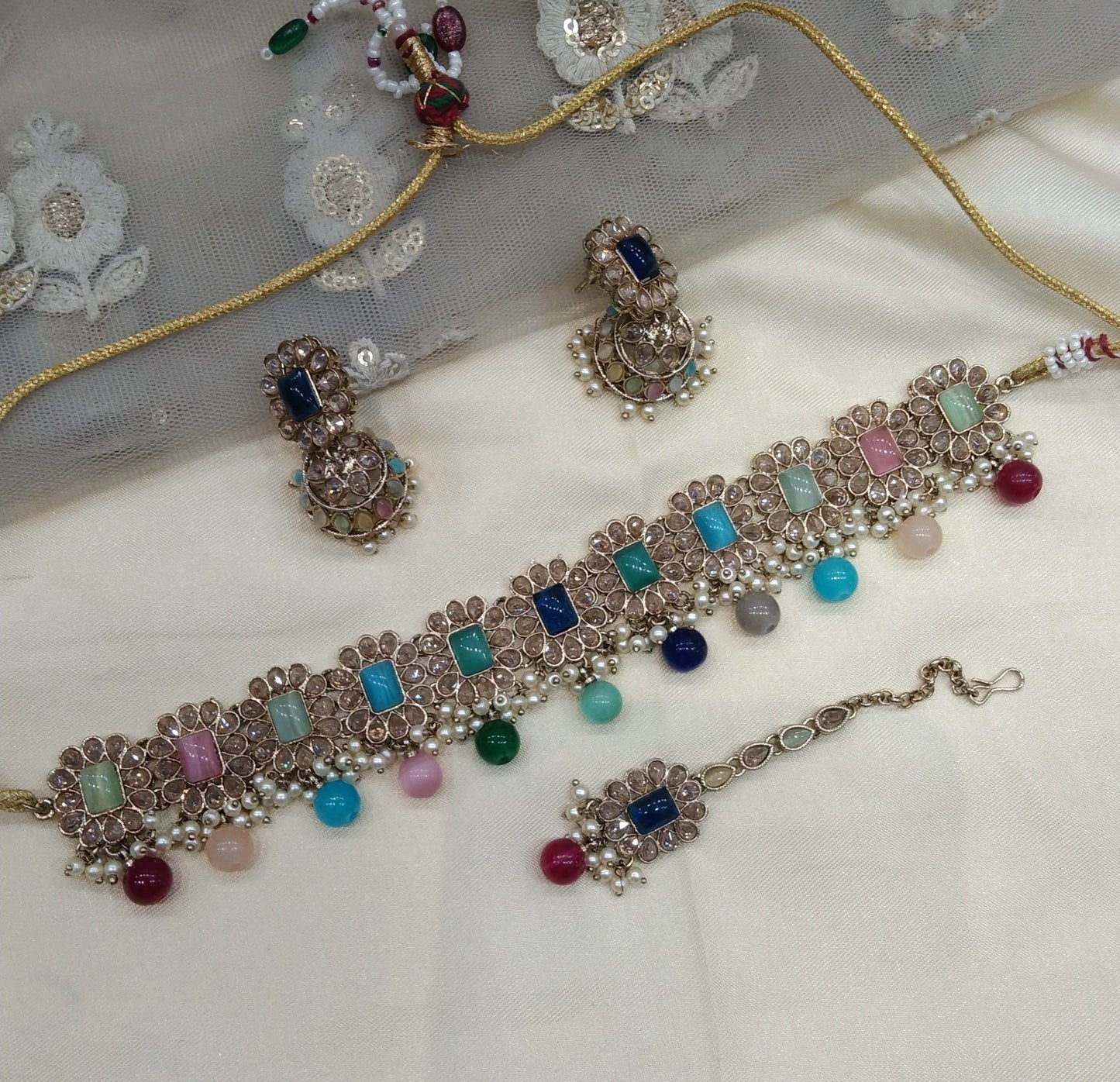 Multi Color Choker Jewellery Cinema Set