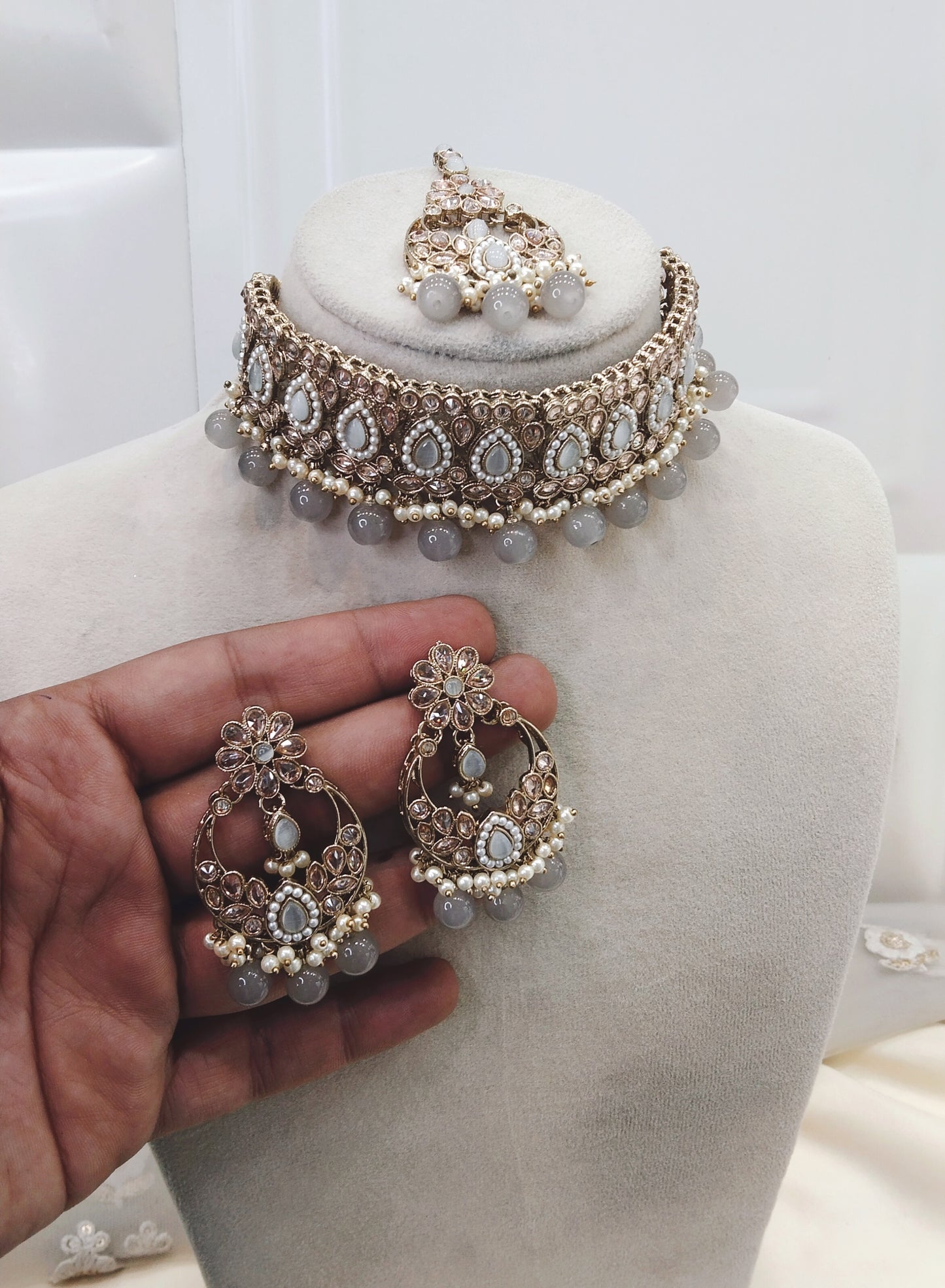 Grey Choker Jewellery Waterloo Set