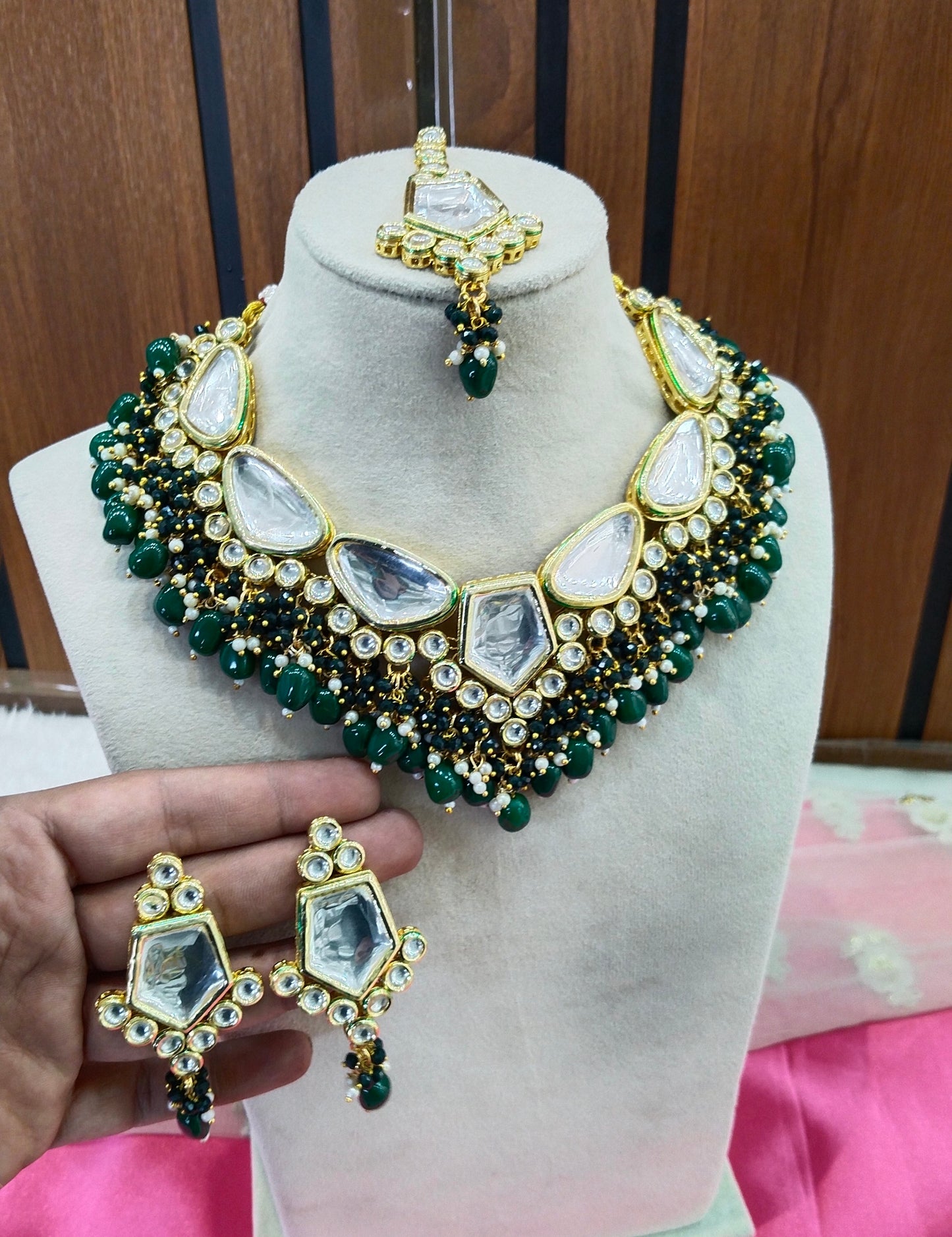 Green Necklace Jewellery Pc Set