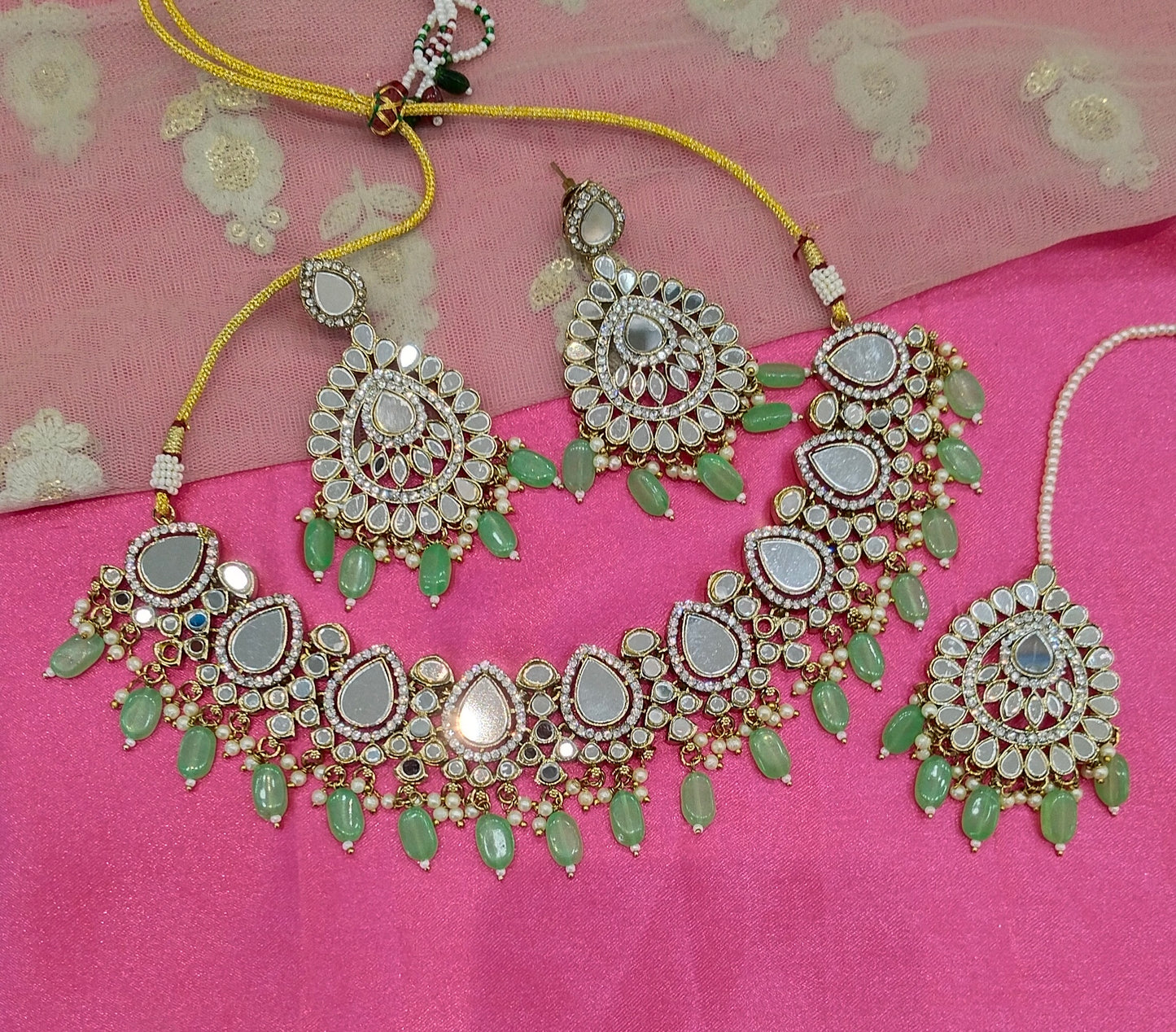 Pista Necklace Jewellery Zoa Set