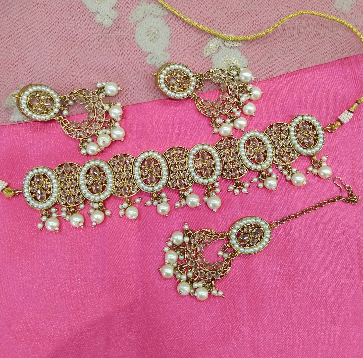 Antique Gold Choker Jewellery  Mila Set