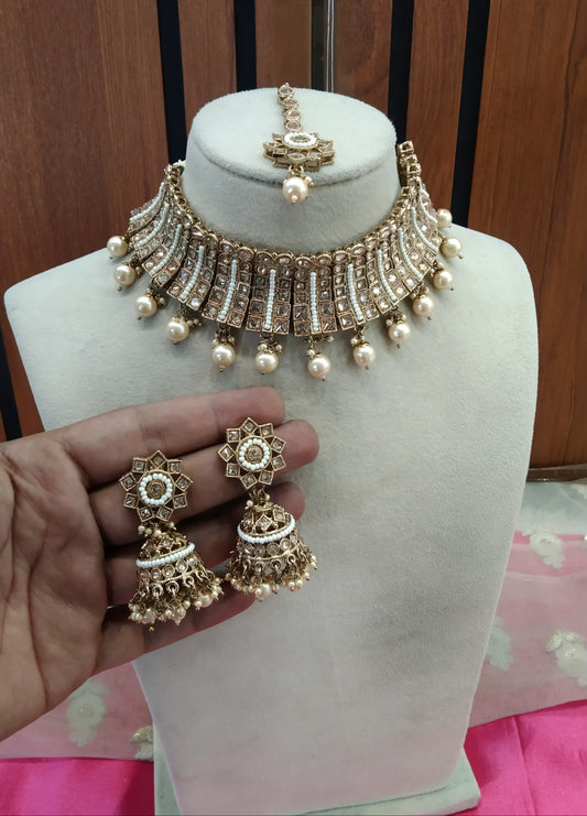 Antique Gold Choker Jewellery Armaan Set