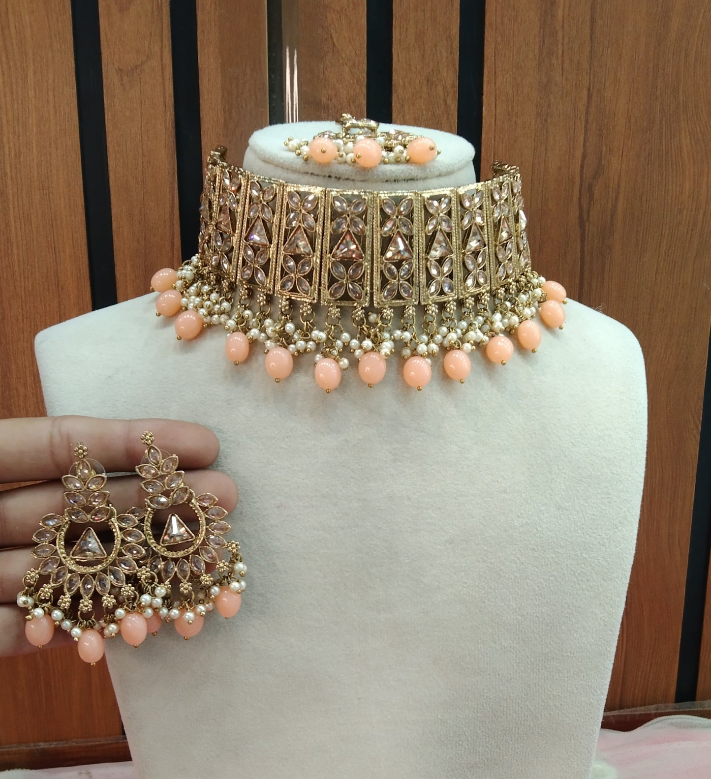 Peach Choker Jewellery Armaan Set