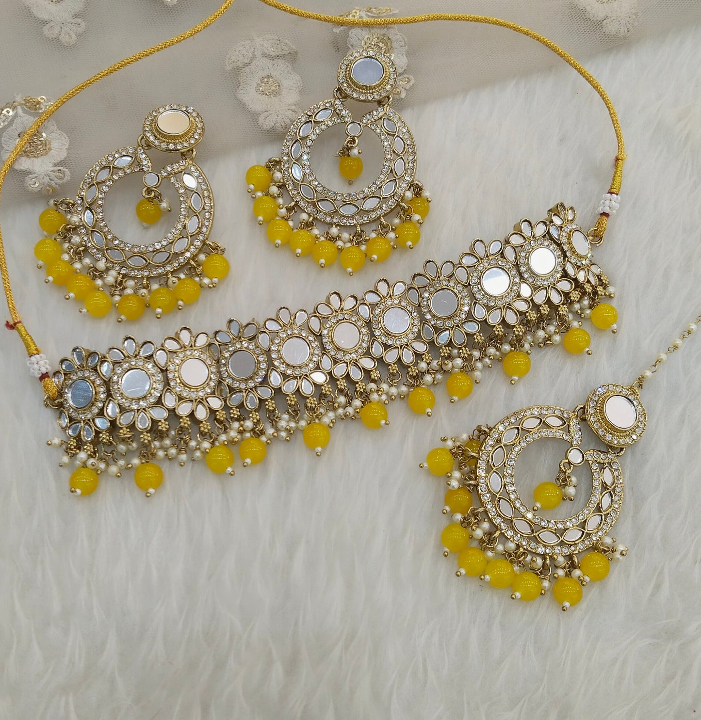 Yellow Mirror Kundan Choker Jewellery Line Set