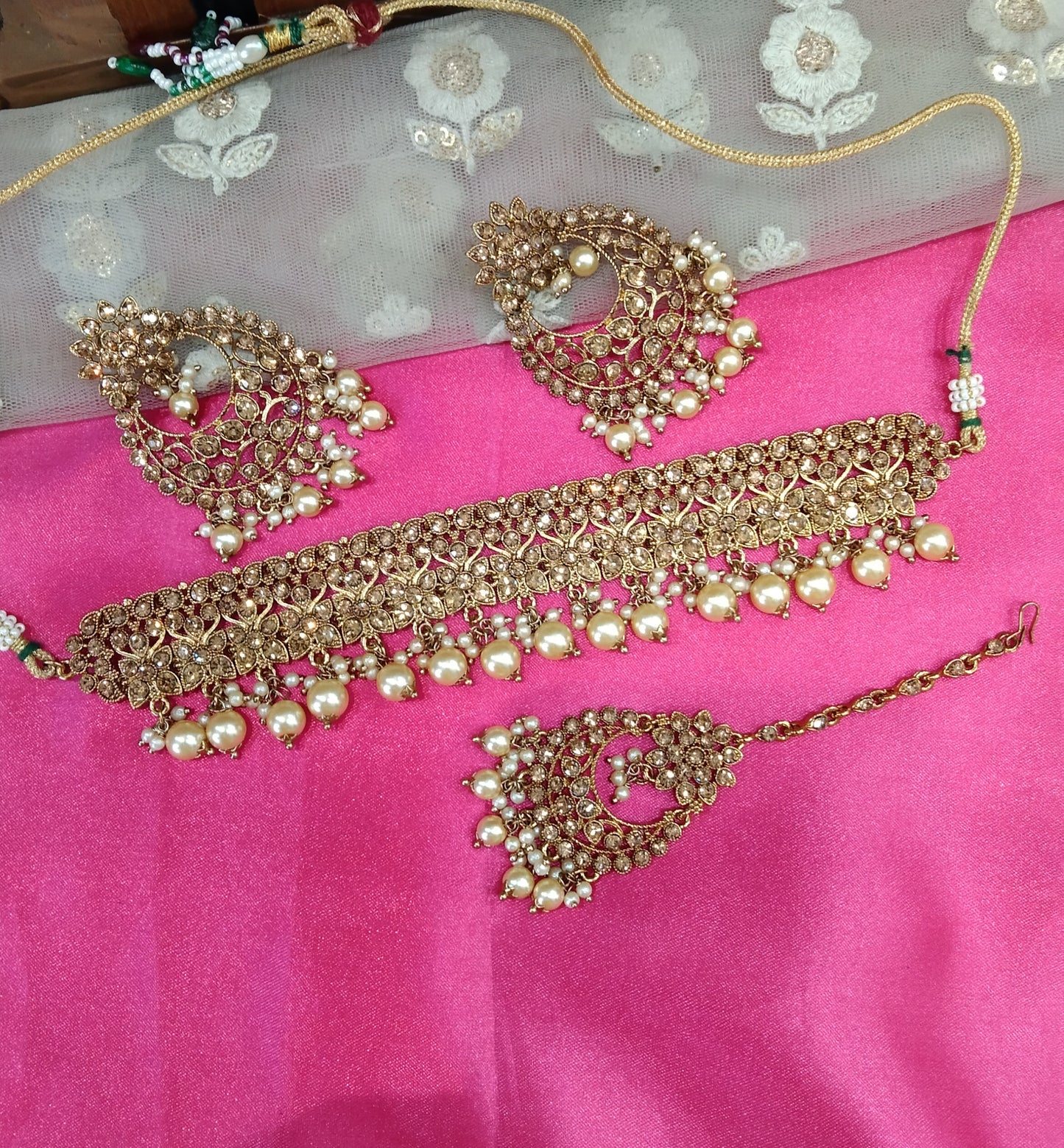 Antique Gold Choker Jewellery Vinland Set