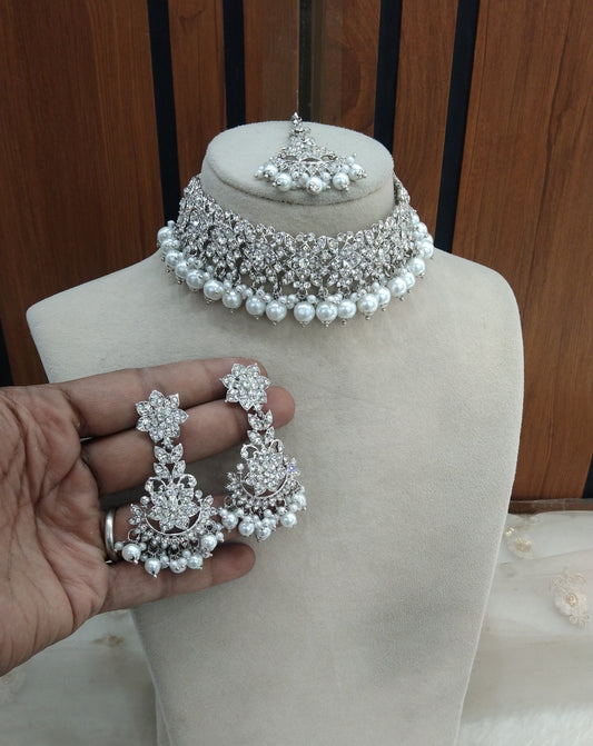 Silver White Choker Jewellery Tesli Set