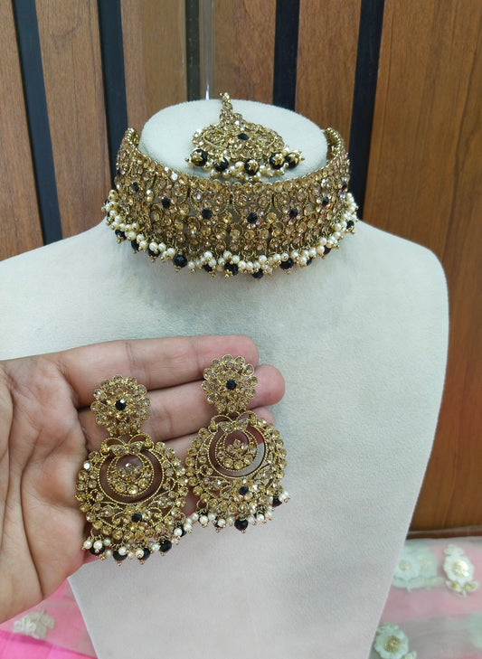 Antique Black Choker Jewellery Carlsbad Set