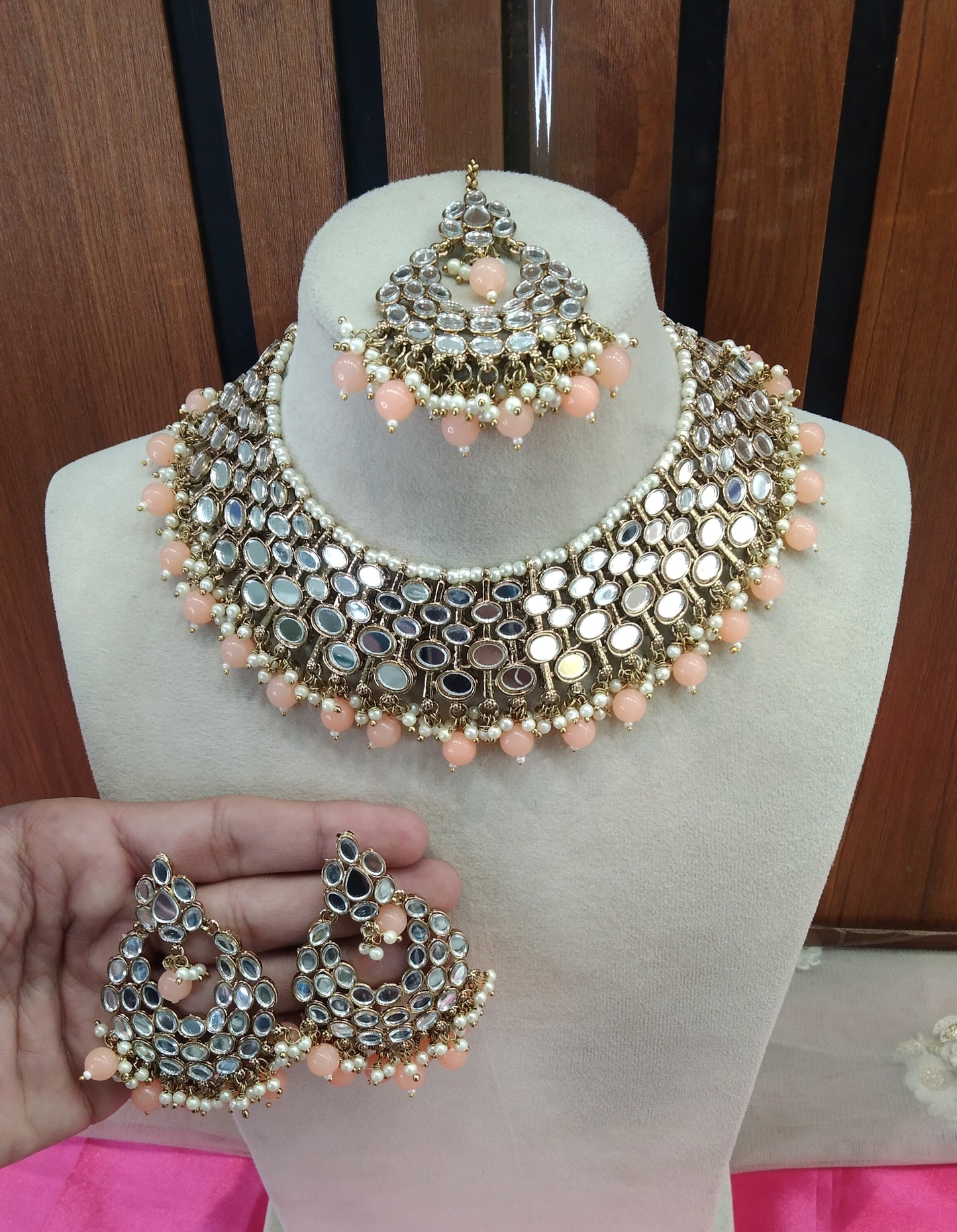 Peach Mirror Necklace Jewellery Denish set
