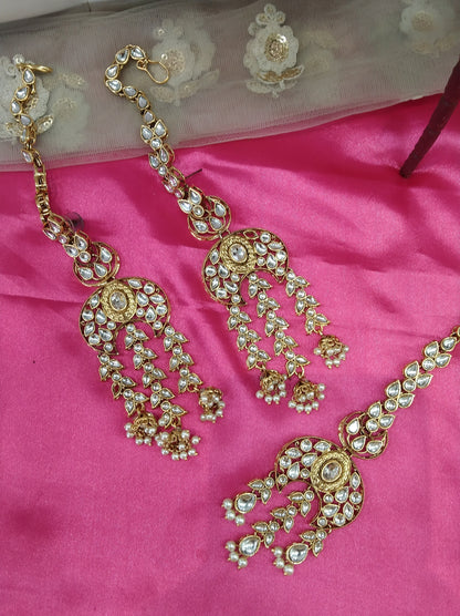 Gold White Kundan Jass Bollywood Earrings Tikka Set