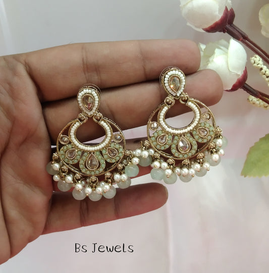 Pista Switi Bollywood Earrings