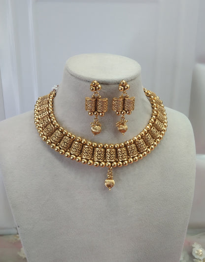 Gold Polki  Necklace Jewelry Ferry Set