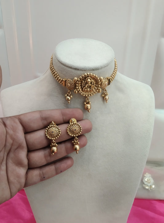 Gold Polki Choker Temple Jewellery Bini Set