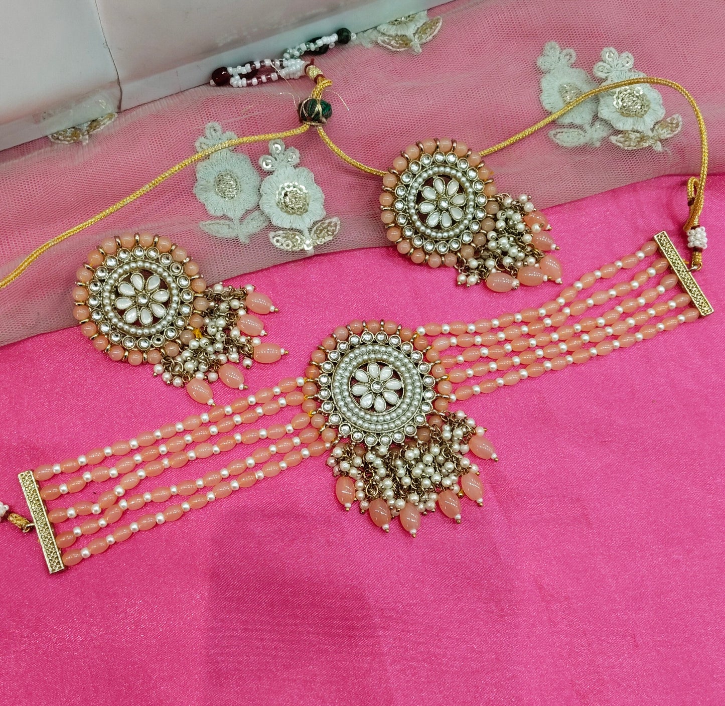 Peach Kundan Choker Jewellery Shingar Set