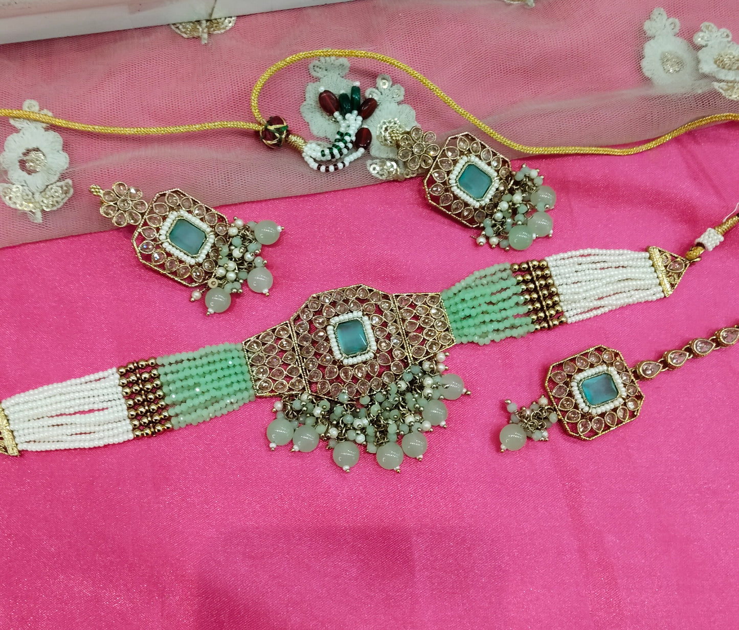Pista Champagne Stone Choker Jewellery Chini Set