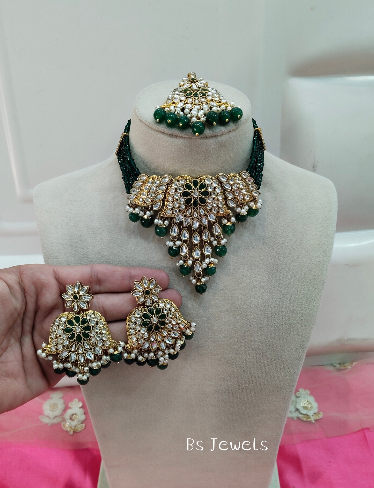 Green Kundan Choker Jewellery  Nisi Set