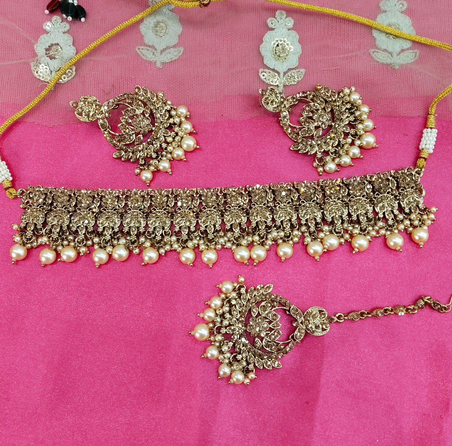 Antique Gold Crystal Stone Choker Jewellery Siraj Set