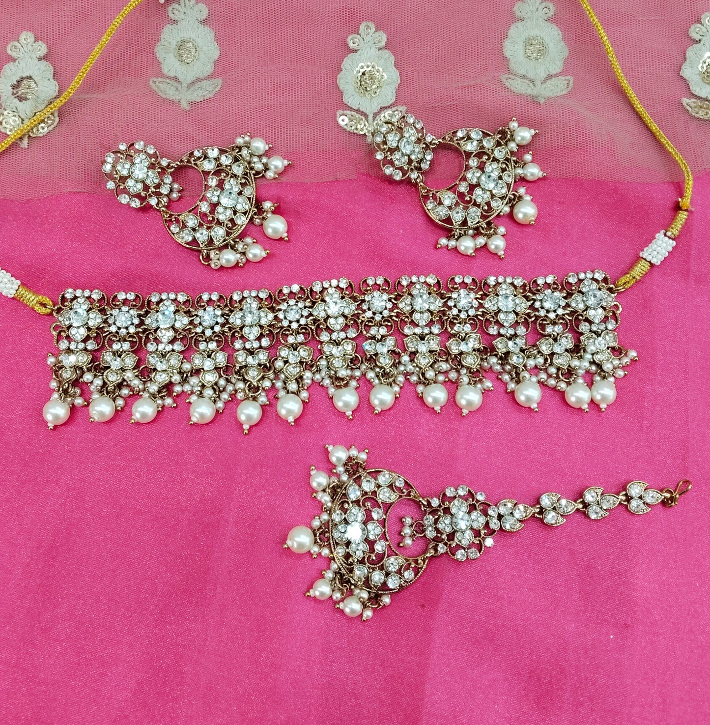 Antique White Crystal Stone Choker Jewellery Siraj Set