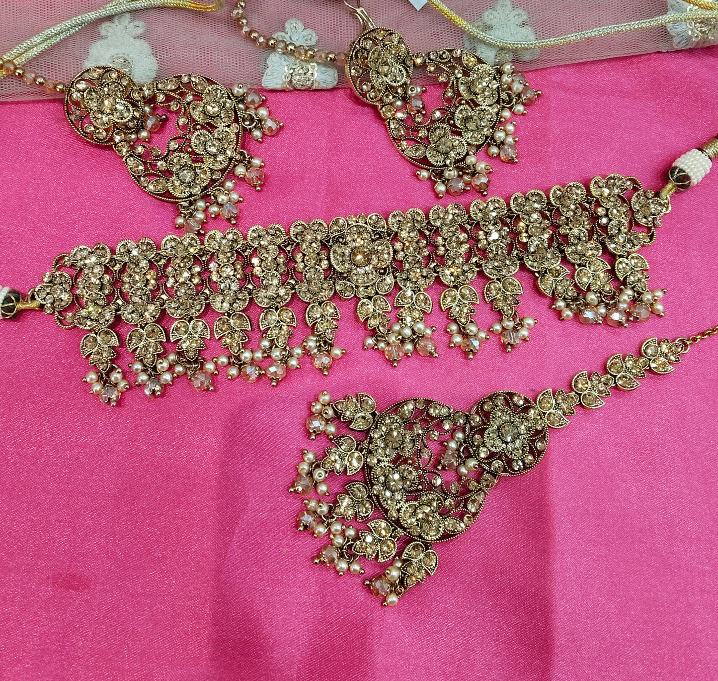 Antique Gold Crystal Stone Choker Jewellery Soraj Set