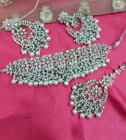 Silver Crystal Stone Choker Jewellery Mony Set