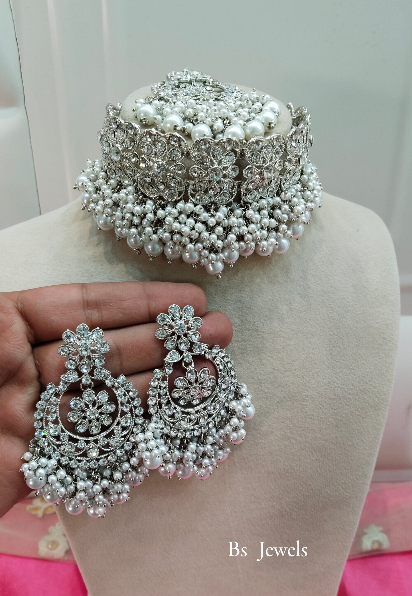 Silver Crystal Stone Choker Jewellery Mony Set