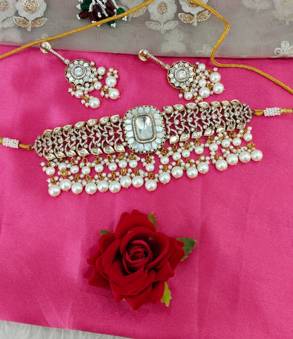 Antique White Moissanite Kundan Mother Of Pearl Choker Jewellery Maya Set