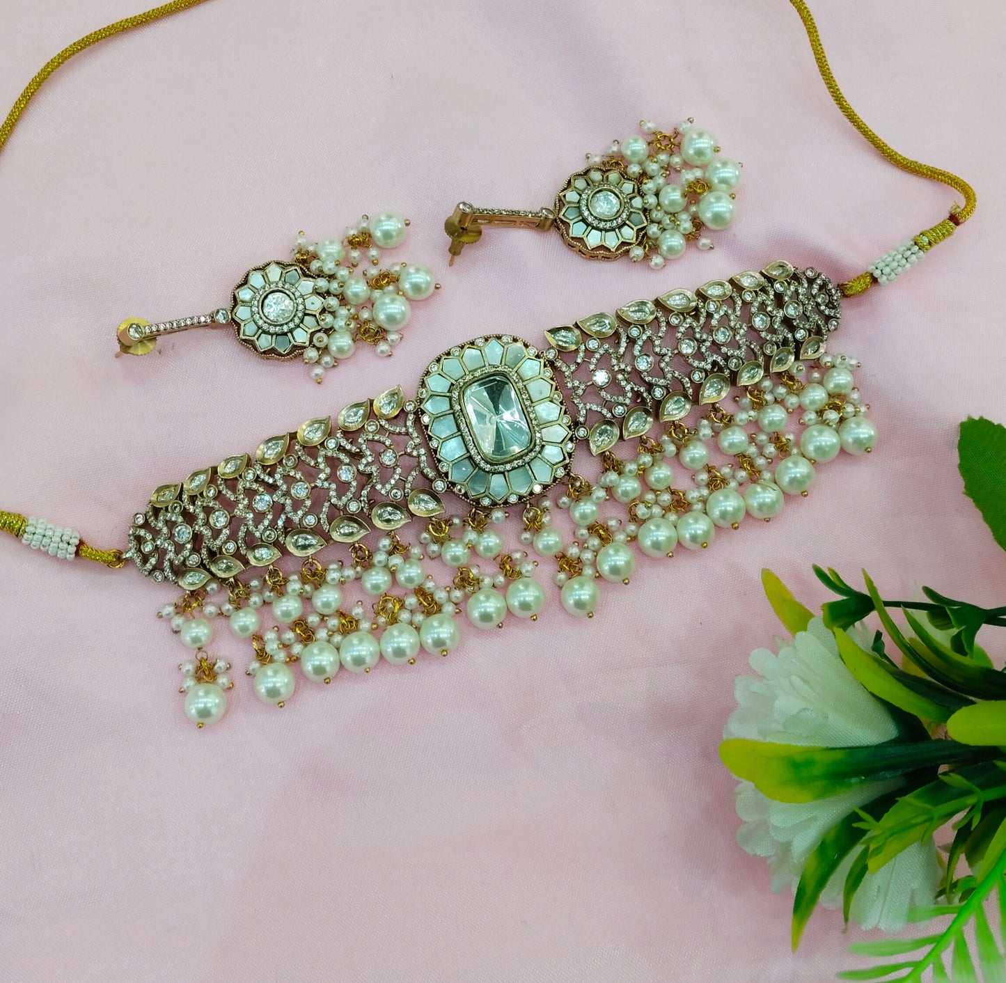 Antique White Moissanite Kundan Mother Of Pearl Choker Jewellery Maya Set