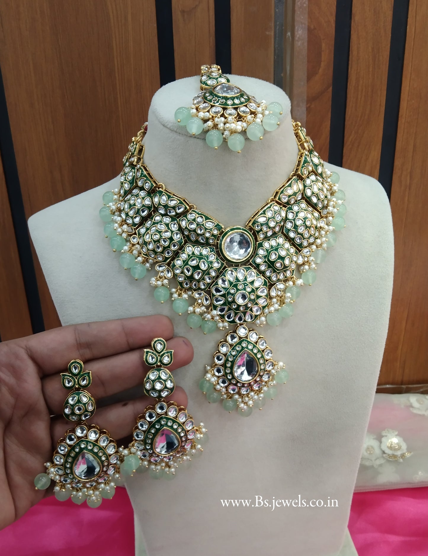 Pista Kundan Necklace Jewellery Like Set