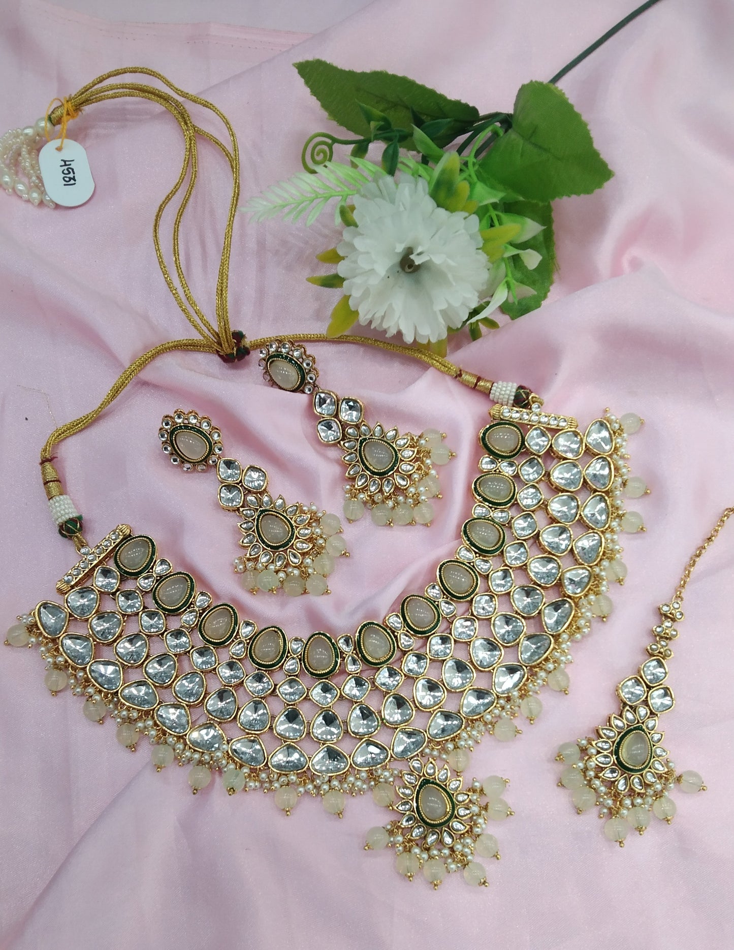 Pista Kundan Necklace Jewellery Lite Set