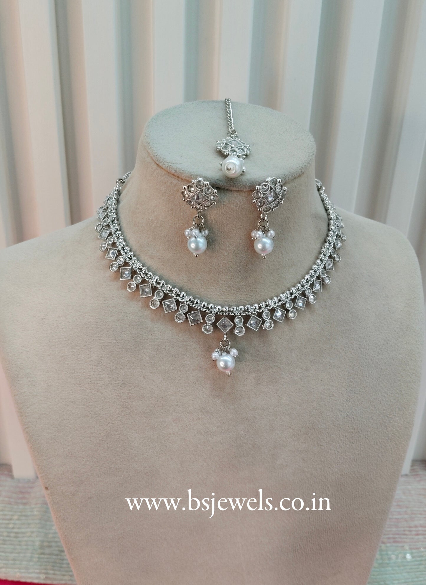 Silver Polki Necklace Jewellery Studio Set