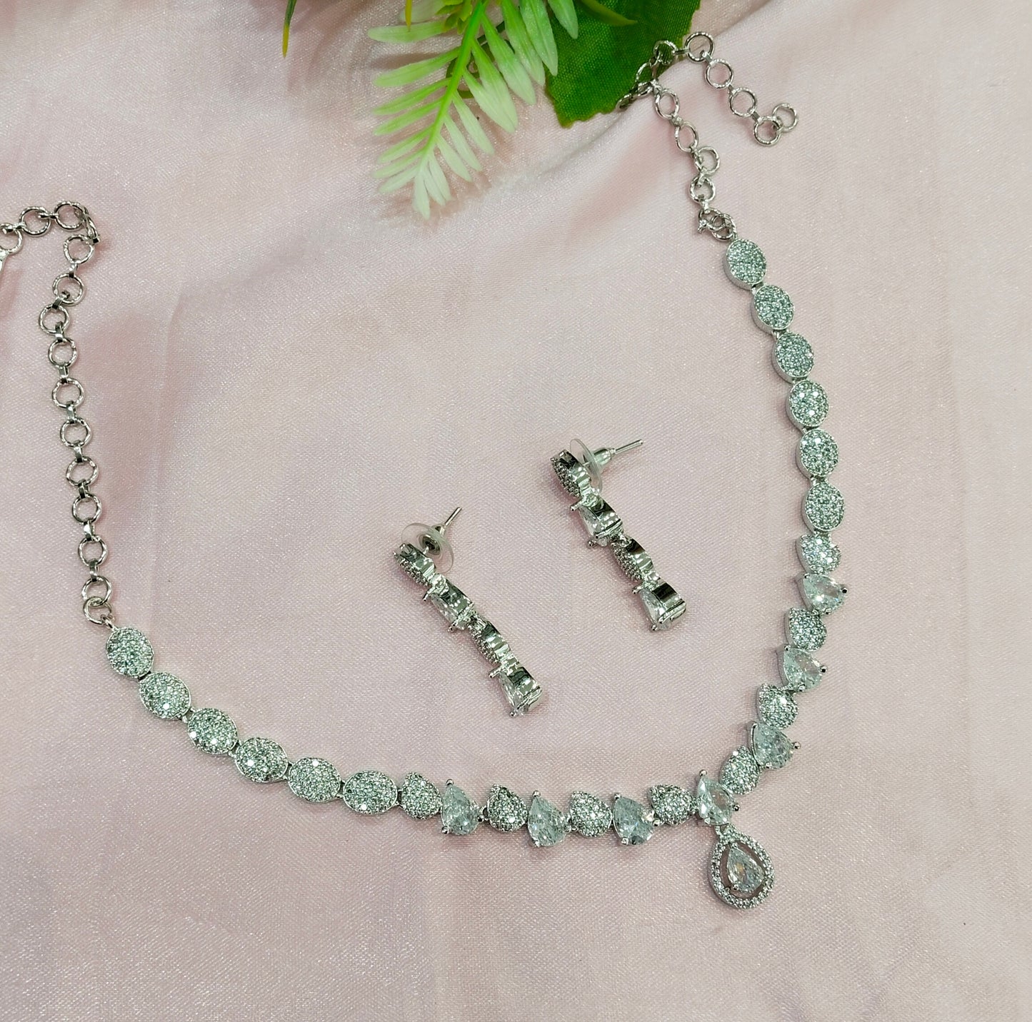White Silver CZ Necklace Jewellery Karn Set