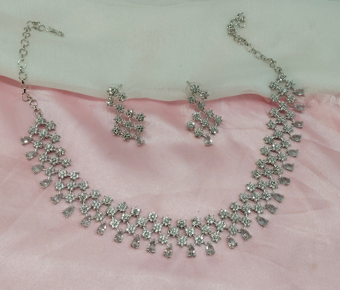 White Silver CZ Necklace Jewellery Levittown Set