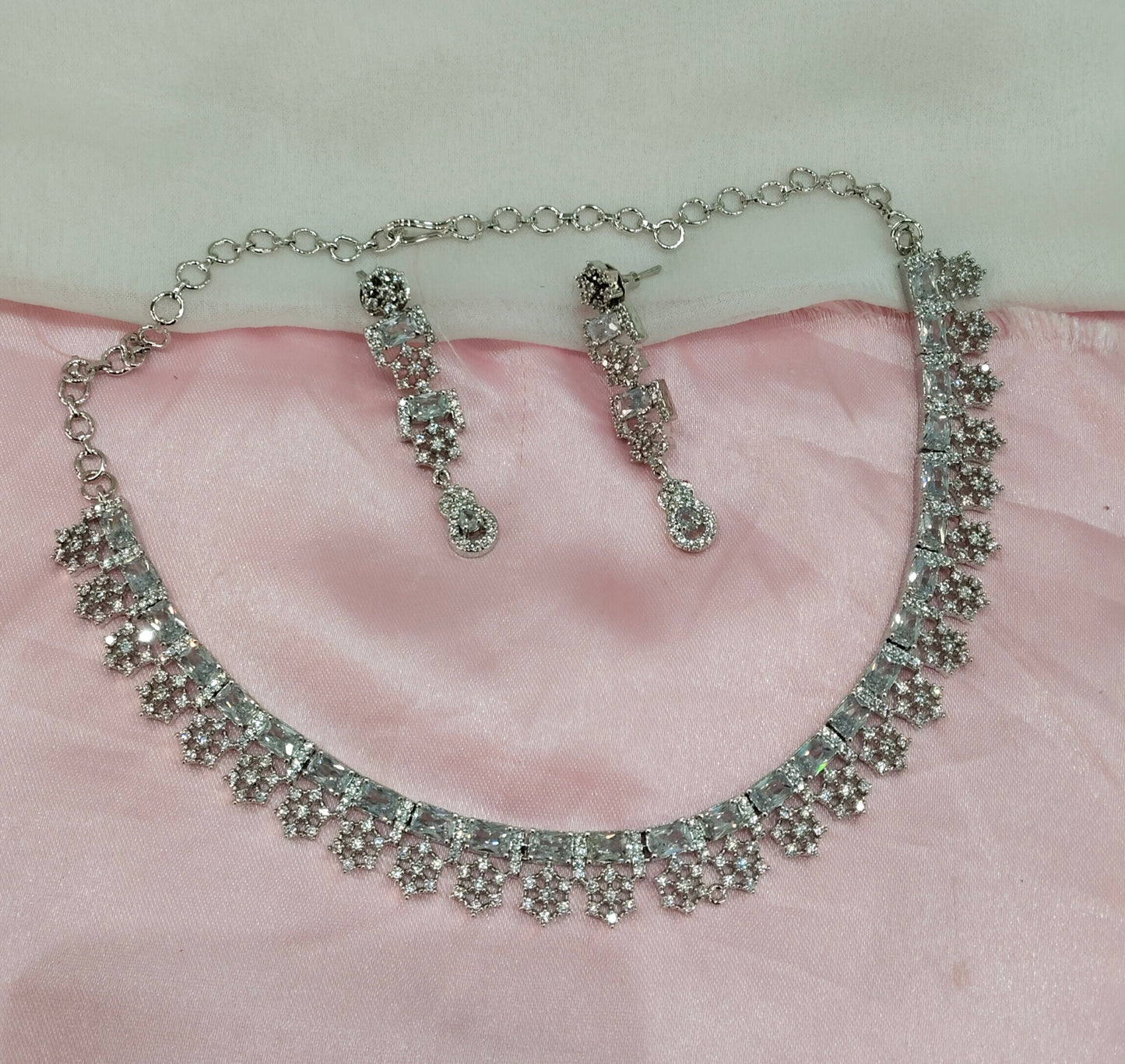 White Silver CZ Necklace Jewellery Levittown Set