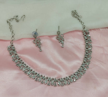 White Silver CZ Necklace Jewellery Laredo Set