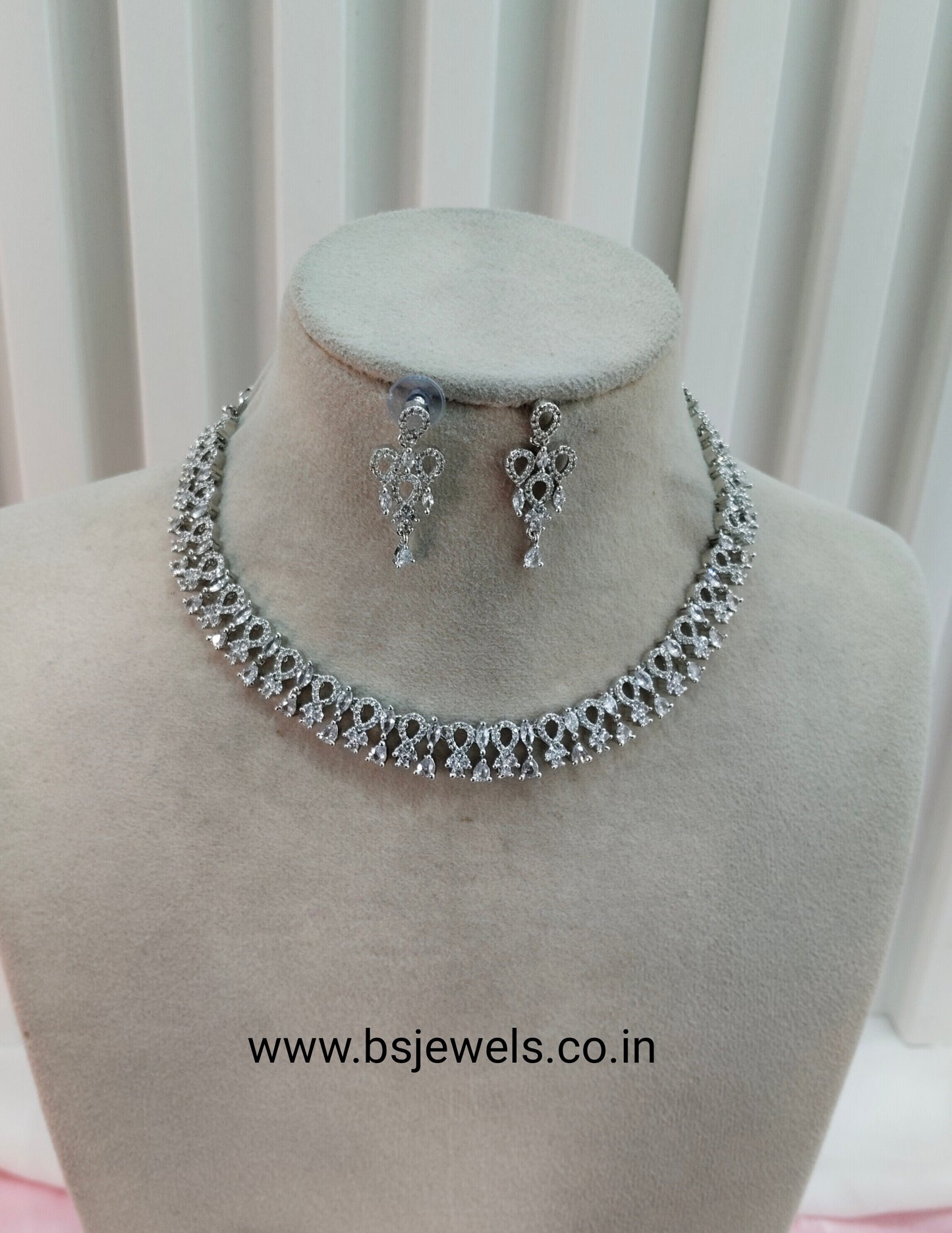 White Silver CZ Necklace Jewellery Laredo Set