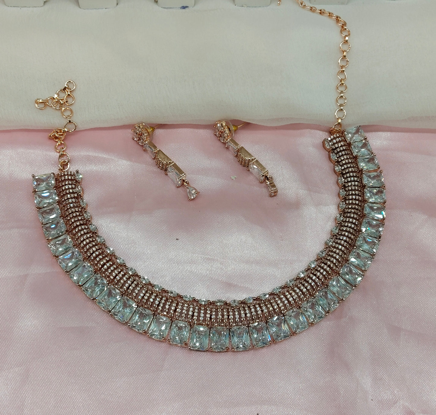 White Rose CZ Necklace Jewellery Ten Modi Set