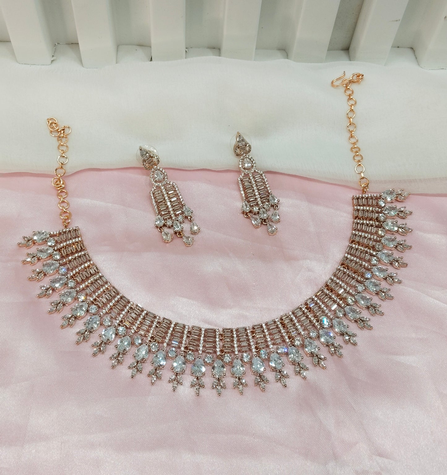 White Rose CZ Necklace Jewellery Ten Modi Set