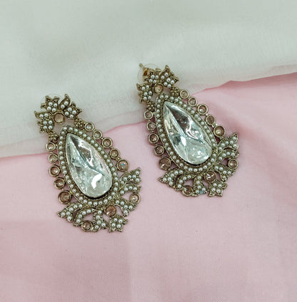 White Antique Gold Bollywood Earrings Tokyo Set